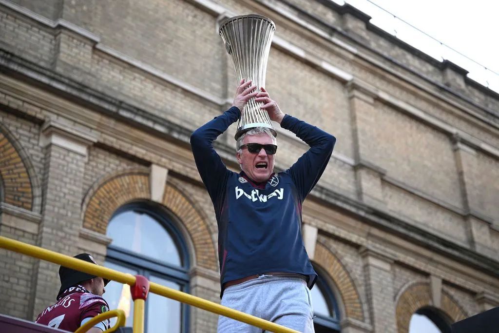 国际比赛日西汉姆备战西甲,篮板制胜细节曝光,话题不断,资深球员宣示担当(战舰世界副炮最厉害的船) 国际比赛日西汉姆备战西甲,篮板制胜细节曝光,话题不断,资深球员宣示担当(战舰世界副炮最厉害的船)